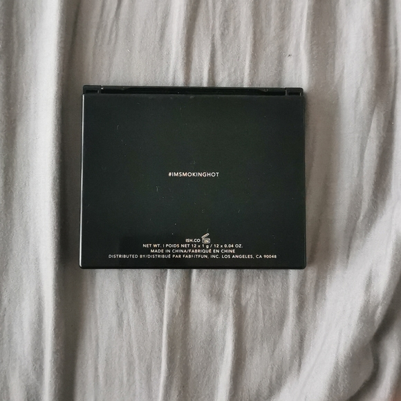 Ish statement palette (lip) - Picture 3 of 3